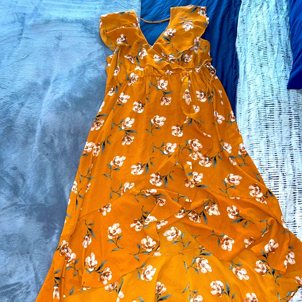 Soprano Floral Hi-Lo Faux Wrap Dress. 3XL